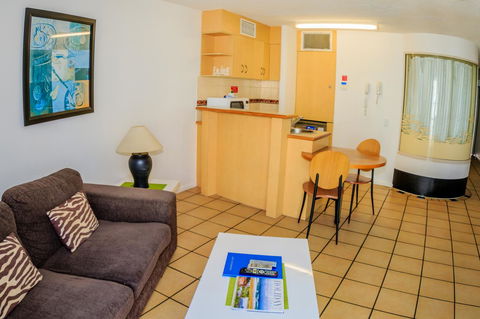 Grand Palais Boolarong Beachside Apartments - Tourism TAS 38