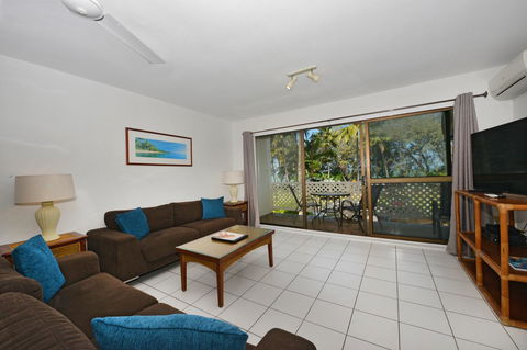Seascape Holidays At Beachfront Terraces - Hobart Tourism 4