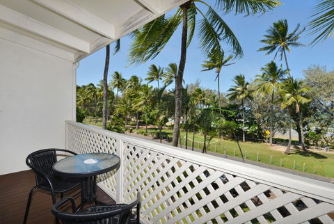 Seascape Holidays At Beachfront Terraces - Hobart Tourism 25