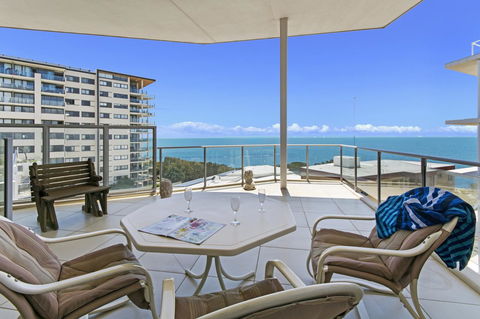 Redvue Holiday Apartments - Tourism TAS 17