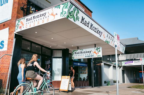 Mad Monkey Central - Hobart Tourism 1