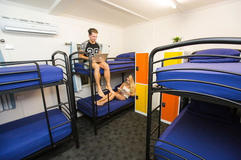 Mad Monkey Central - Hobart Tourism 22