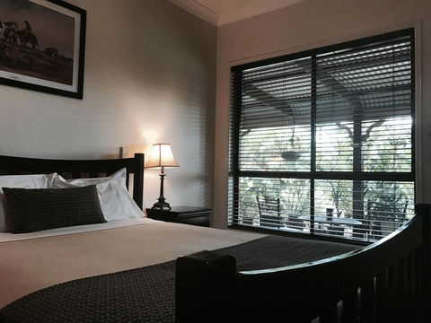 The Bearded Dragon Boutique Hotel - Hobart Tourism 0