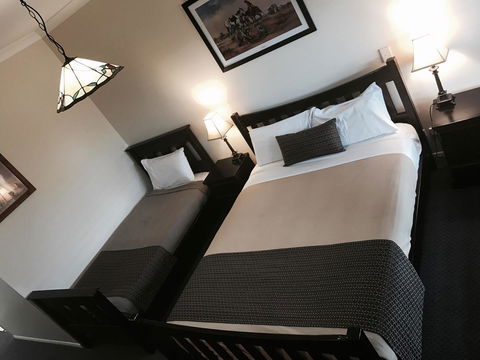 The Bearded Dragon Boutique Hotel - Hobart Tourism 3