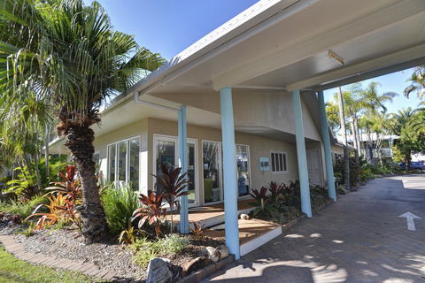 The Beach Motel Hervey Bay - Tourism TAS 37
