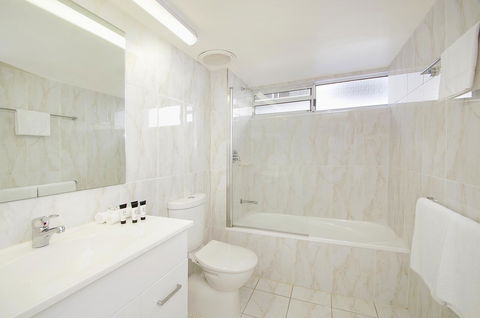 Bali Hai Apartments Noosa - Hobart Tourism 11