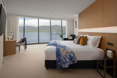 Crystalbrook Riley - Hobart Tourism 17