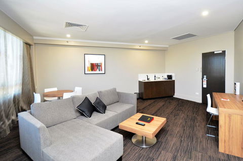 Hotel Grand Chancellor Townsville - Hobart Tourism 2