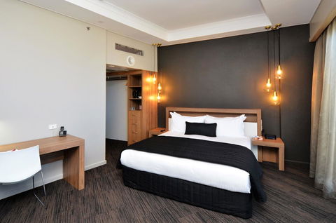 Hotel Grand Chancellor Townsville - Hobart Tourism 4