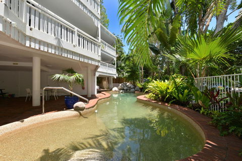 The White House Port Douglas - Hobart Tourism 20