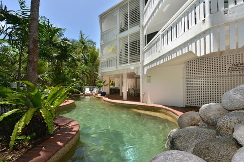 The White House Port Douglas - Hobart Tourism 18
