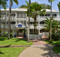 The White House Port Douglas - Tourism TAS