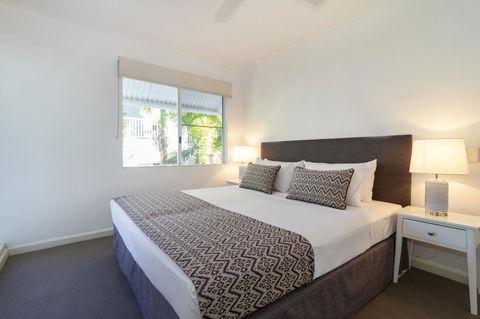 The White House Port Douglas - Hobart Tourism 35