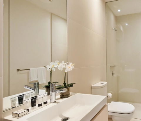 Pool Resort Port Douglas - Hobart Tourism 28