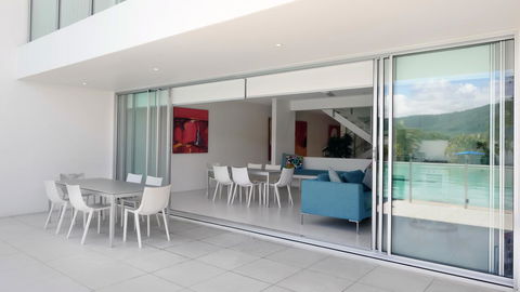 Pool Resort Port Douglas - Hobart Tourism 4