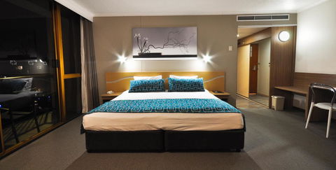 Pacific Hotel Cairns - Hobart Tourism 43