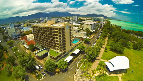 Pacific Hotel Cairns - Hobart Tourism 28