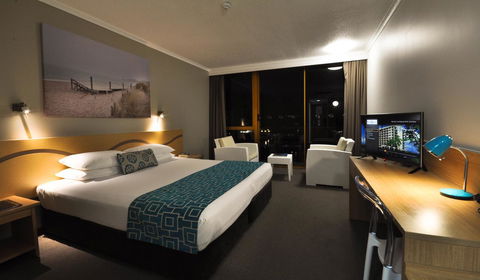 Pacific Hotel Cairns - Hobart Tourism 44