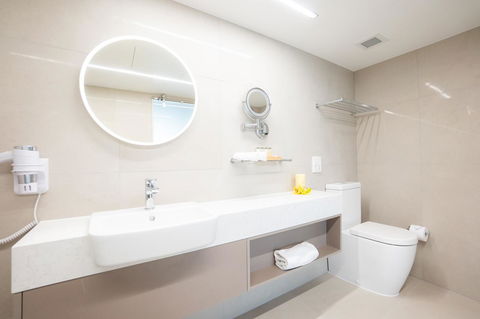 Pacific Hotel Cairns - Hobart Tourism 21