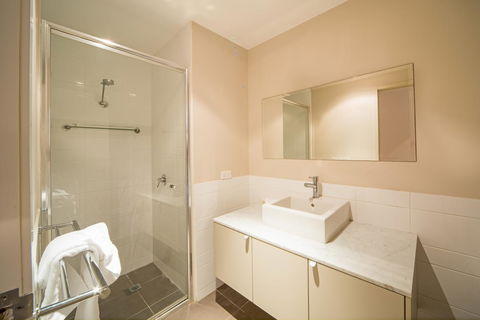 Whitsunday Reflections - Tourism TAS 4