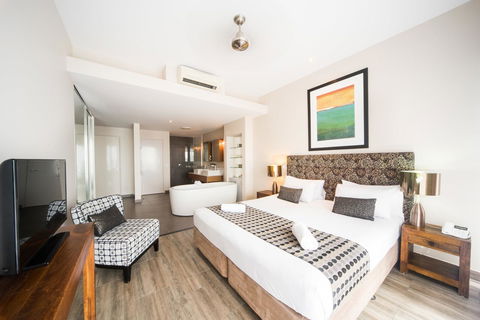 Whitsunday Reflections - Tourism TAS 20