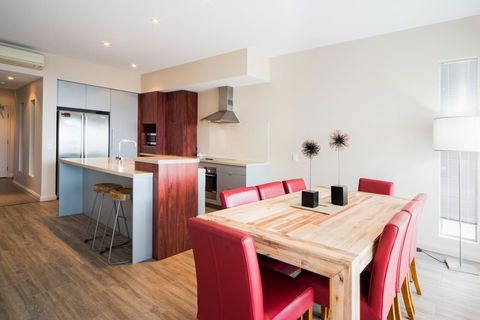 Whitsunday Reflections - Tourism TAS 8