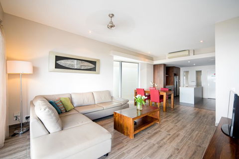 Whitsunday Reflections - Tourism TAS 22