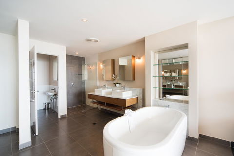 Whitsunday Reflections - Tourism TAS 17