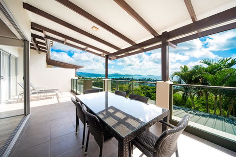 Whitsunday Reflections - Tourism TAS 21