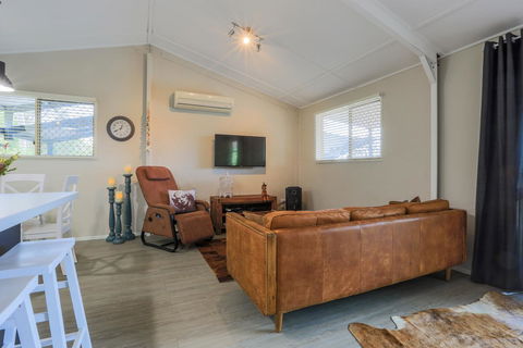 Bed & Breakfast 1 Bedroom Guest House - Hobart Tourism 25