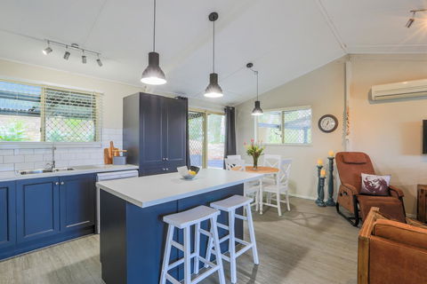 Bed & Breakfast 1 Bedroom Guest House - Hobart Tourism 9