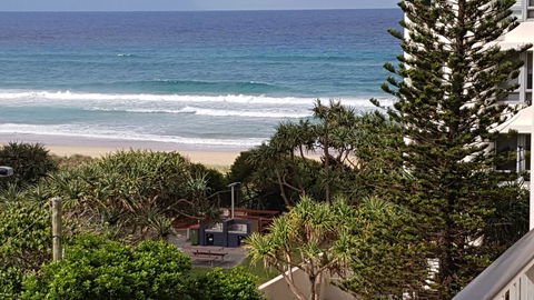 Surfers Chalet - Tourism TAS 23