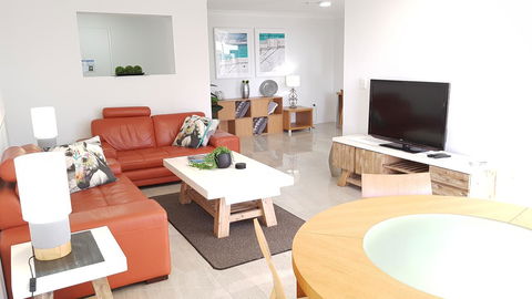 Surfers Chalet - Tourism TAS 16