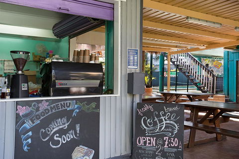 Backpackers In Paradise 18-35 Hostel - Hobart Tourism 23