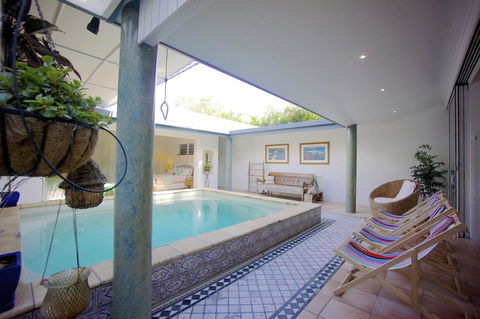 [ ANDY'S BEACH HOUSE ] - Tourism TAS 20
