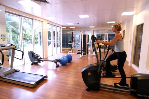 Mantra Towers Of Chevron - Tourism TAS 3