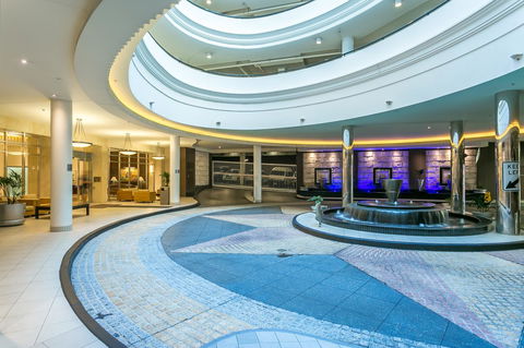 Mantra Towers Of Chevron - Tourism TAS 5