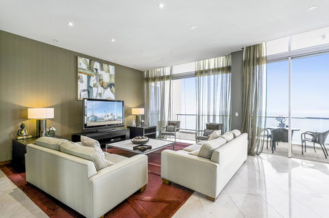 Mantra Towers Of Chevron - Tourism TAS 9