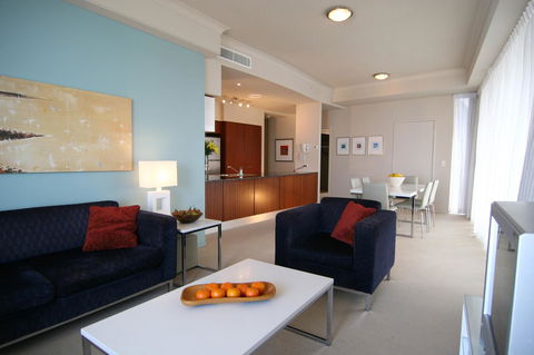 Mantra Towers Of Chevron - Tourism TAS 17