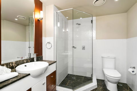 Mantra Towers Of Chevron - Tourism TAS 18