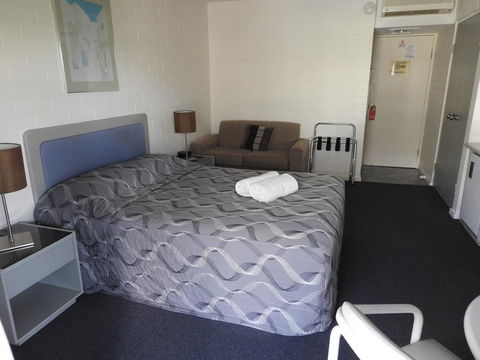 Dalby Manor Motor Inn - Hobart Tourism 11