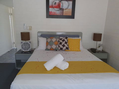 Dalby Manor Motor Inn - Hobart Tourism 3
