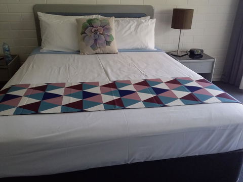 Dalby Manor Motor Inn - Hobart Tourism 4