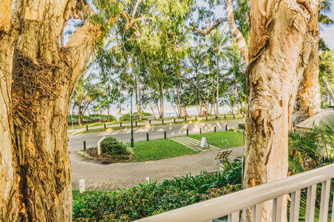 The Reef House Adults Retreat - Enjoy 28 Complimentary Inclusions - Hobart Tourism 37