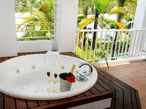 The Reef House Adults Retreat - Enjoy 28 Complimentary Inclusions - Hobart Tourism 16