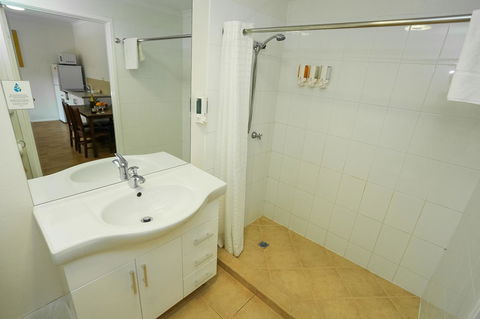 Port Douglas Motel - Hobart Tourism 6