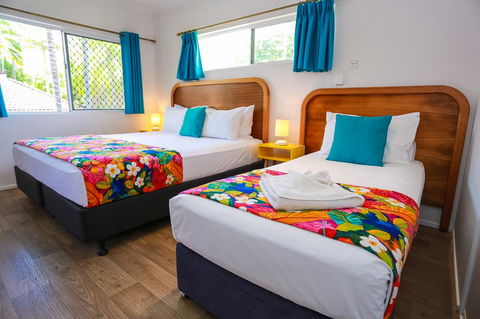 Port Douglas Motel - Hobart Tourism 1