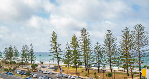Mandolin Beachfront Resort - Tourism TAS 37