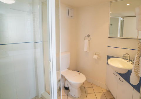 Mandolin Beachfront Resort - Tourism TAS 31