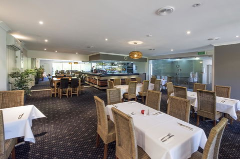 Comfort Inn Grammar View - Tourism TAS 6